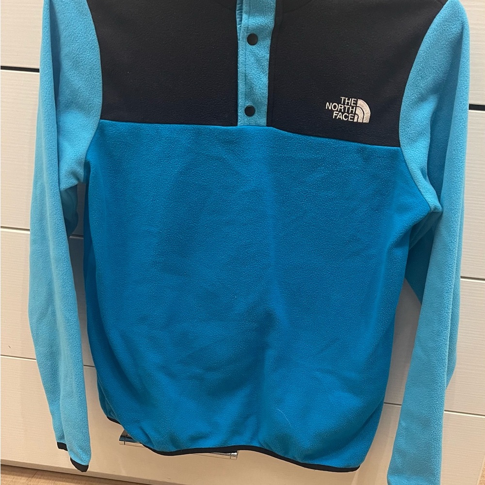 The North Face Kids Turquoise mid layer fleece
